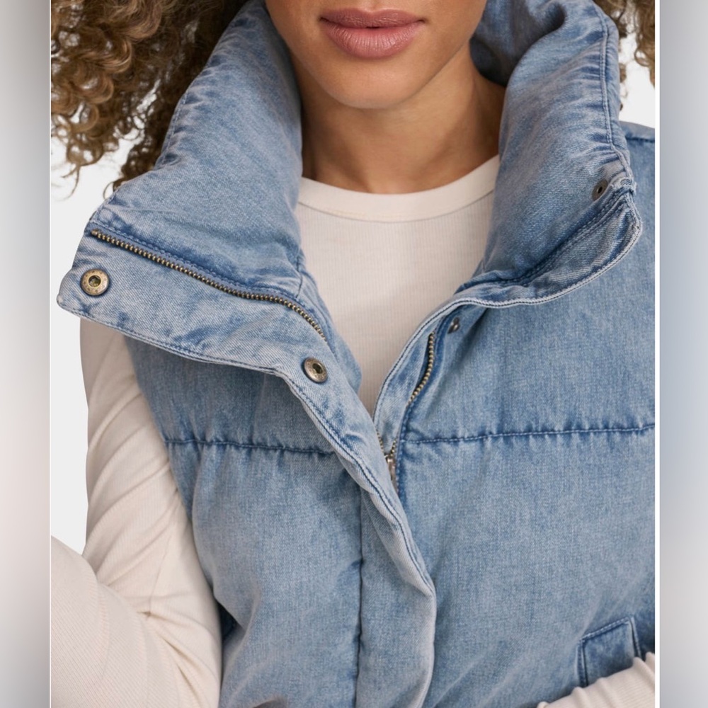 Levi’s Light Blue Puffer Vest